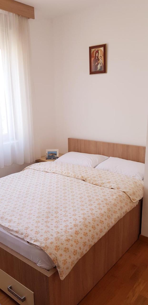 Pjerotic Apartment Budva Bagian luar foto